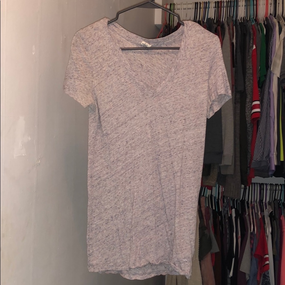 V-neck T-shirt